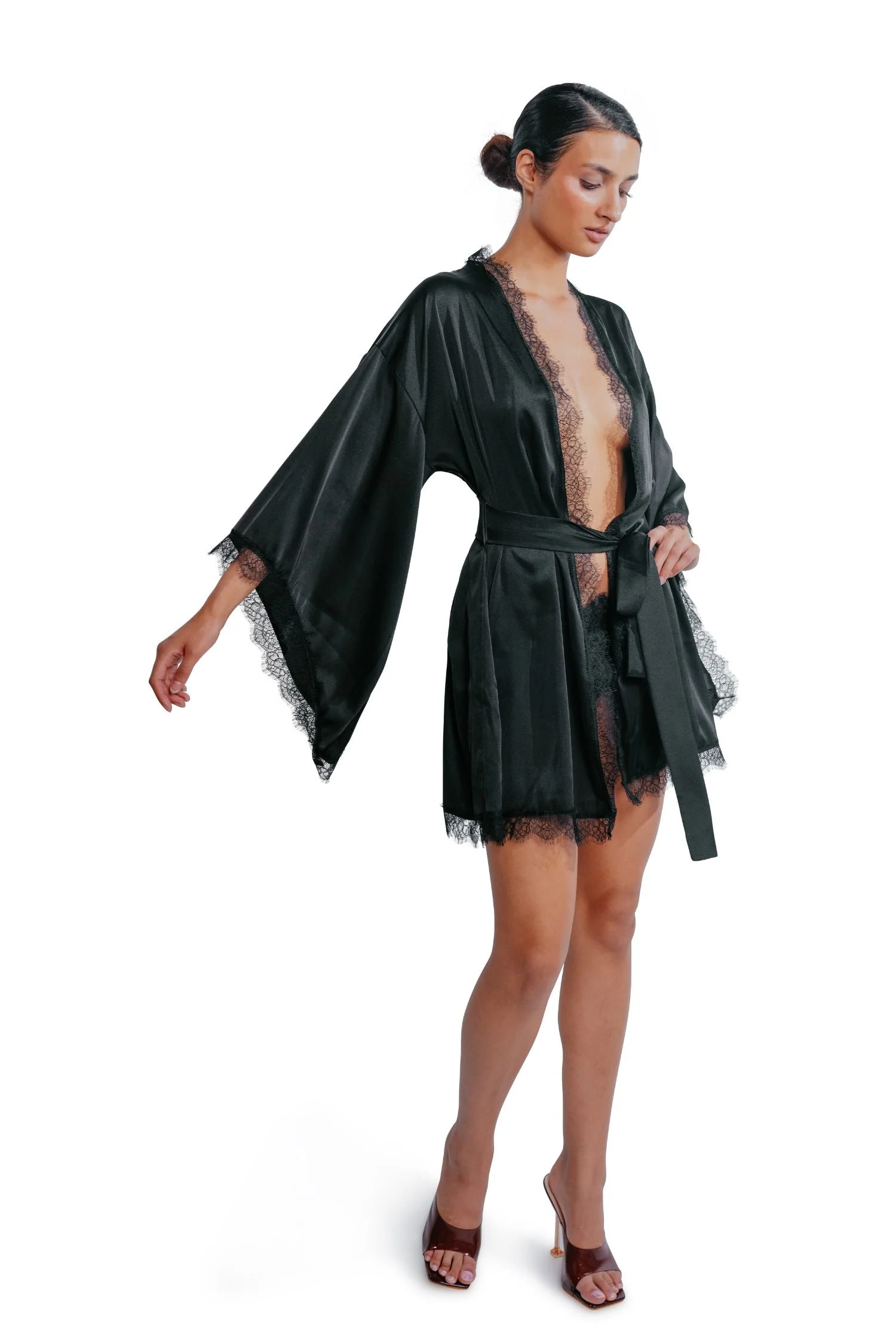 Mina Robe - Image 2